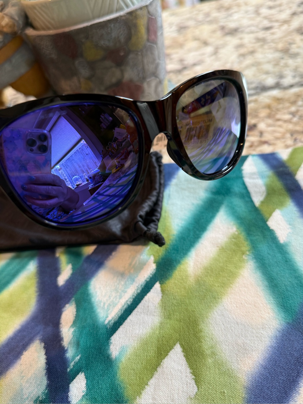New Oakley Oo9357 Hold Out Polarized 55mm Sunglasses In Polished Black/Violet